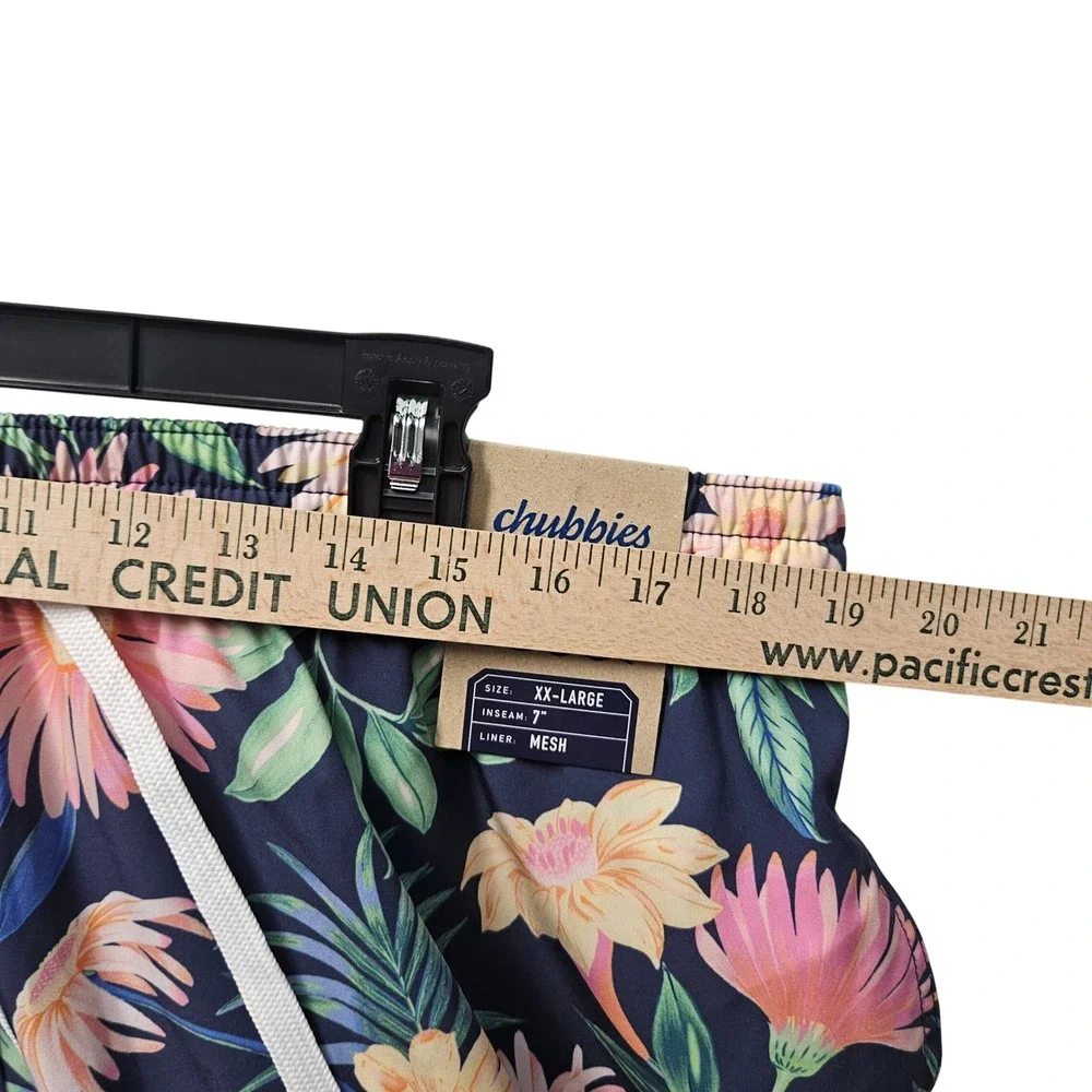 Chubbies Swim Trunks Men XXL Navy Blue Floral 7in Inseam Mesh Liner Board Shorts